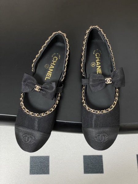 샤**넬 플랫슈즈