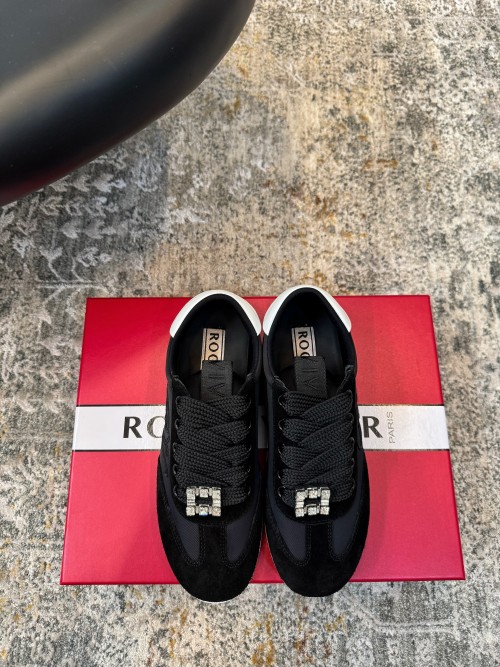 로저비비에 스니커즈