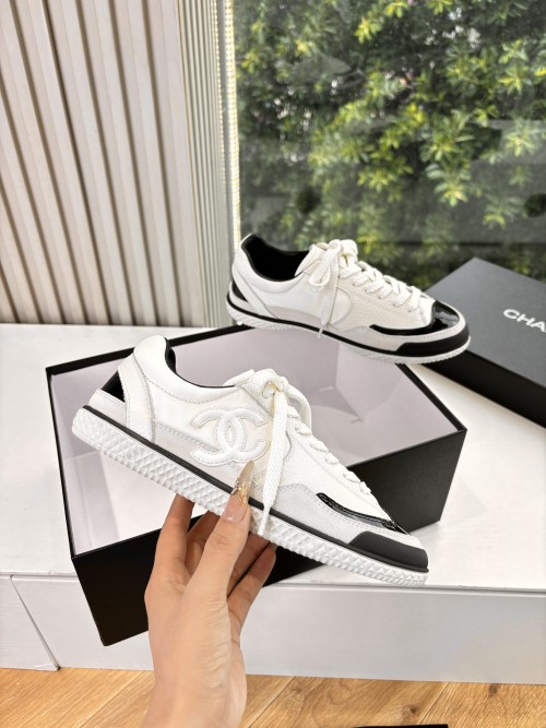 샤**넬 스니커즈