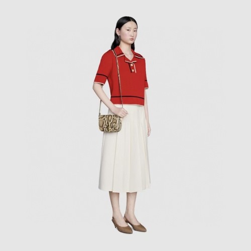 [Gucci] 구찌 양모 카라 니트 21061536