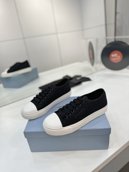 프라다 스니커즈(2.5cm)