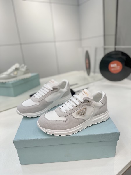 프라다 스니커즈