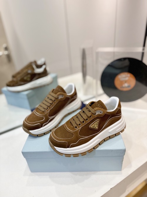 프라다 스니커즈