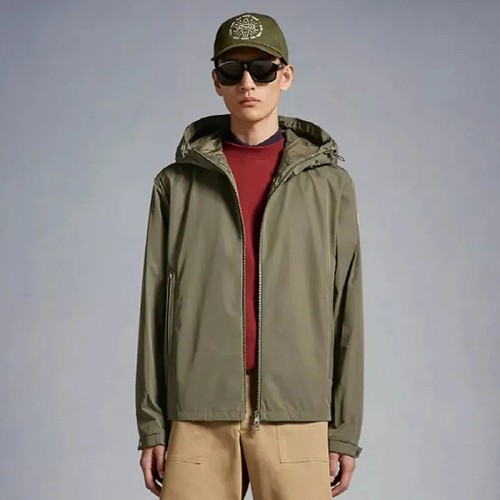 [Moncler] 몽클레어 Traversier 후드 윈드브레이커 재킷 J10911A0008654A91823