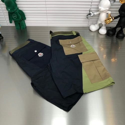 [Moncler] 몽클레어 남/여 밴딩 카고 하프 팬츠 23072039