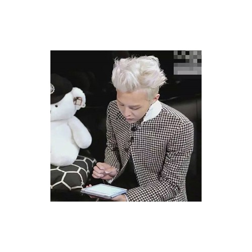 [Thom Browne] 톰브라운 제비패턴 코트(지드래곤 착용상품)