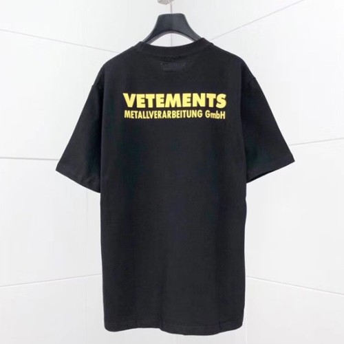 [Vetements] 베트멍 남녀공용 로고 슬리브 티셔츠 19070435