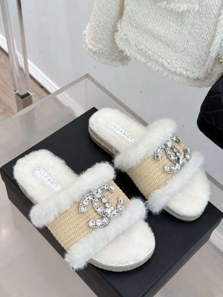 샤**넬 털슬리퍼
