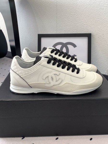 샤**넬 스니커즈