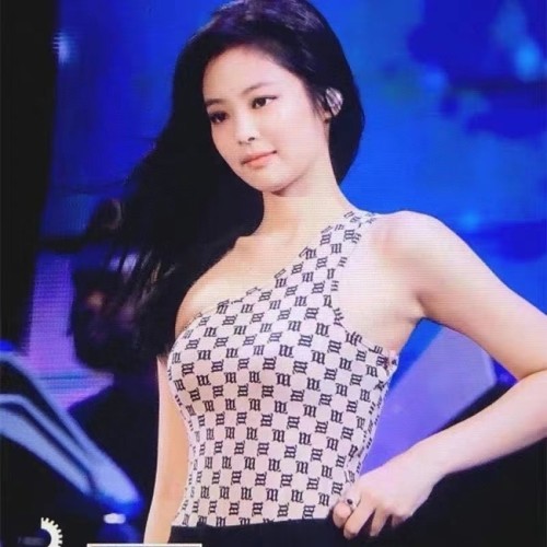 [Fendi] 펜디 언발란스 민소매 티셔츠 21062535