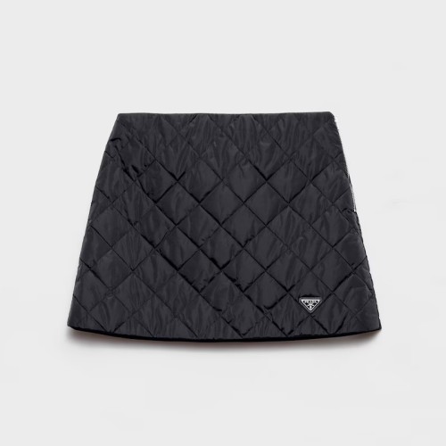 [Prada] 프라다 가벼운 퀼팅 리나일론 미니스커트 2color 21X969_1WQ9_F0008_S_OOO