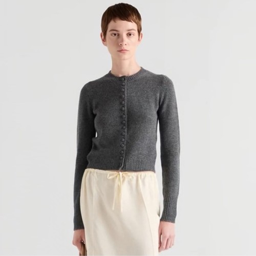 [Prada] 프라다 buttoned cashmere cardigan P25N16SOOO15O5