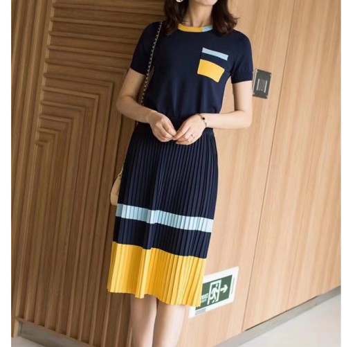 [Valentino] 발렌티노 배색 니트 투피스 19070333