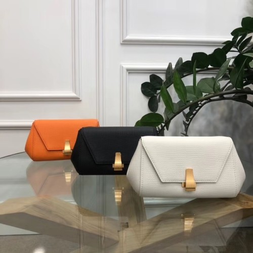 [Bottega Veneta] 보테가 베네타 팔멜라토 앵글백 592139