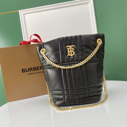 [Burberry] 버버리 퀼팅 램스킨 체인 호보백 스몰 21090754