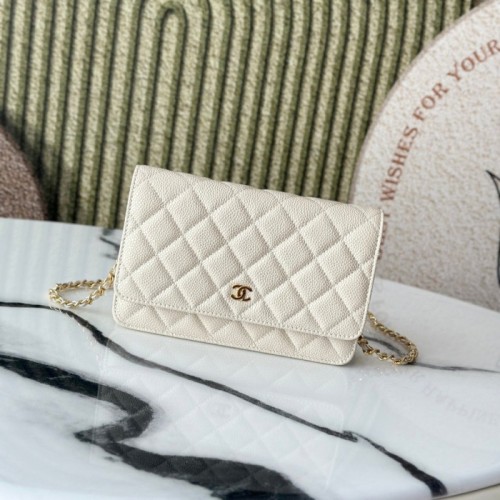 [Chanel] 샤넬 캐비어 금장 클래식 WOC AP0250
