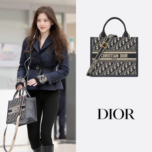 [Dior] 디올 Dior Book Tote 스몰 백 M1325CZBB_M928