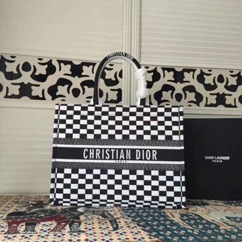 [Dior] 디올 북 토트 쇼퍼백 19050830