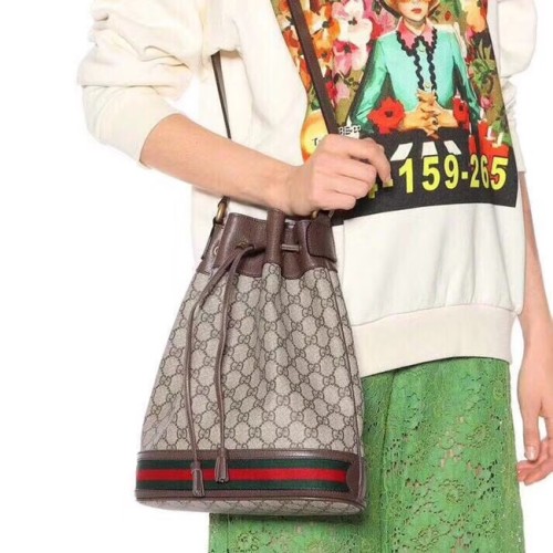 [Gucci] 구찌 오피디아 GG 슈프림 버킷백 540457