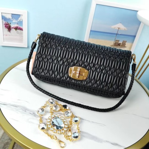 [Miumiu] 미우미우 나파 크리스탈 숄더백 5BD233