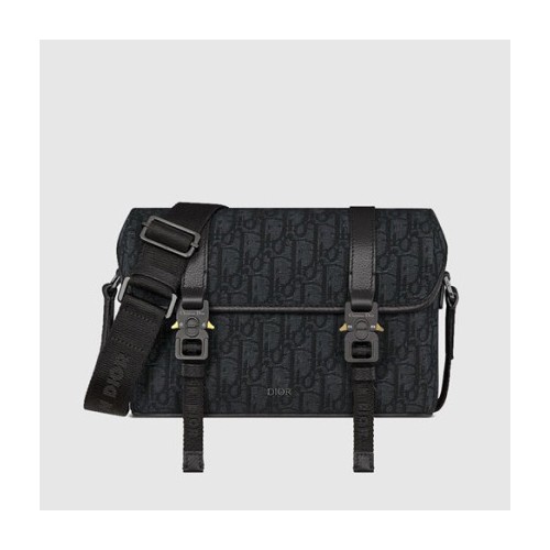 [Dior] 디올 Dior Hit the Road 플랩 스트랩백 1ESPO333YKY