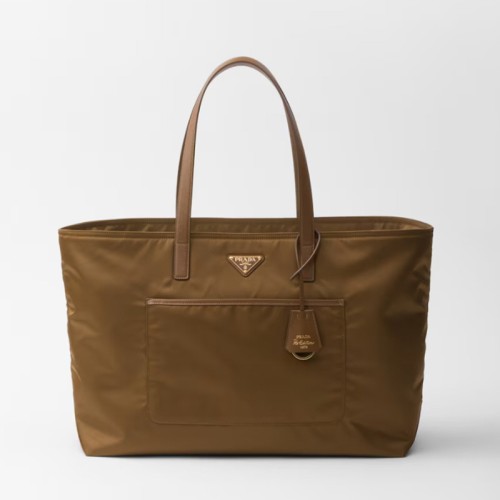 [Prada] 프라다 리에디션 1978 라지 리나일론 및 사피아노 가죽 토트백 1BG527_R064_F0594_V_OOO