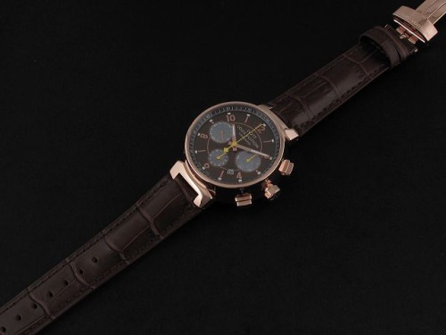 LOUIS VUITTON-10