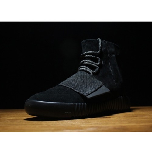 [Adidas] 아디다스 이지부스트 750 트리플 블랙 BB1839