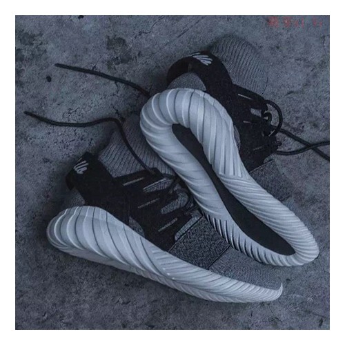 [Adidas] 아디다스 튜블러 둠 블랙 (Adidas Tubular Doom)