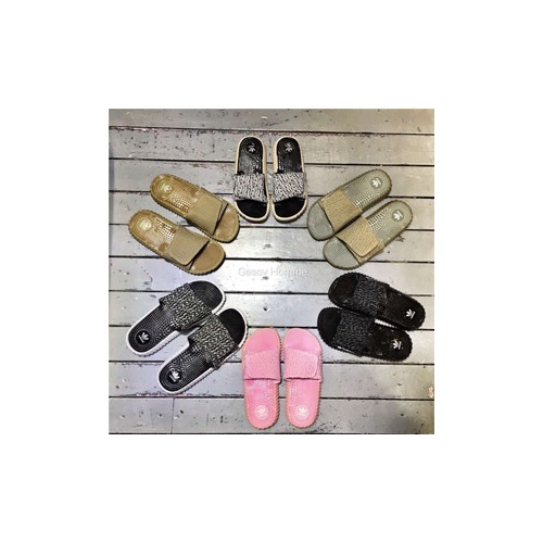 [Addidas] Yeezy Season 3 Slipper