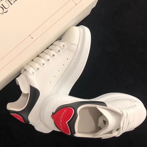 [Alexander McQueen] 알렉산더맥퀸 남/여 하트 오버솔 스니커즈 20112446