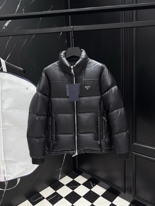 프라다 패딩