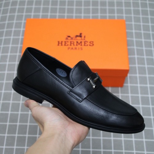 [Hermes] 에르메스 로고 로퍼 25050330