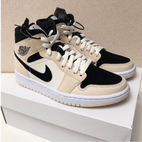 [NIKE] 나이키 조던 1 미드 베얼리 오렌지 BQ6472 - 800