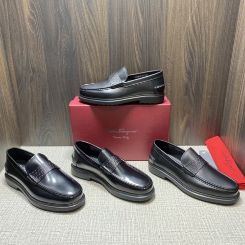 [Ferragamo] 페레가모 Tubular 로퍼 슈즈 21012531