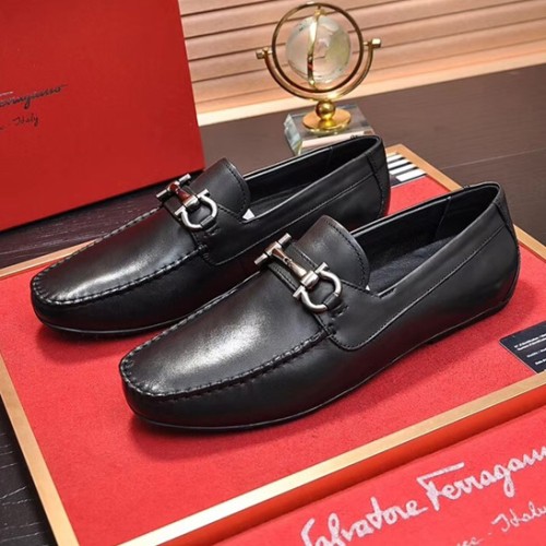 [Ferragamo] 페라가모 로고 로퍼 19080636