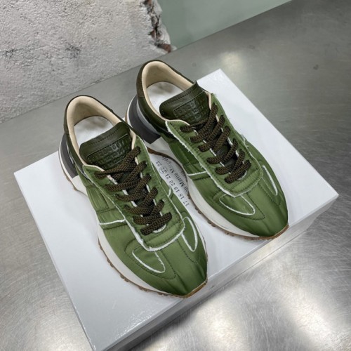 [Maison Margiela] 메종 마르지엘라 남/여 러너 레볼루션 스니커즈 22032543