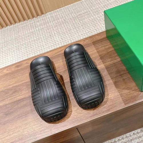 [Bottega Veneta] 보테가베네타 인트레치아토 러버 블로퍼 690104