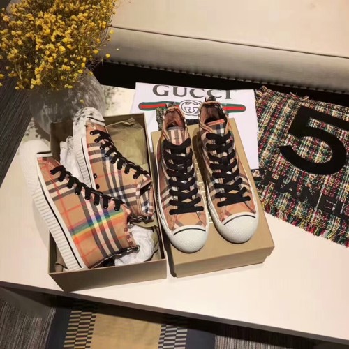 [Burberry 버버리 레인보우 하이탑 스니커즈 40768231