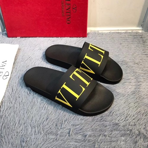 [Valentino] 발렌티노 남녀공용 레터링 로고 슬리퍼 19050334