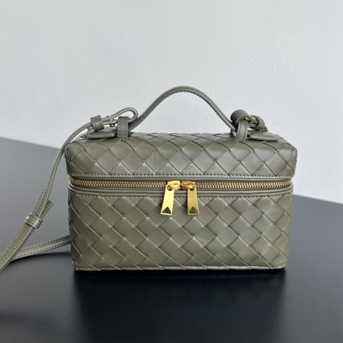 보테가 베니티 케이스