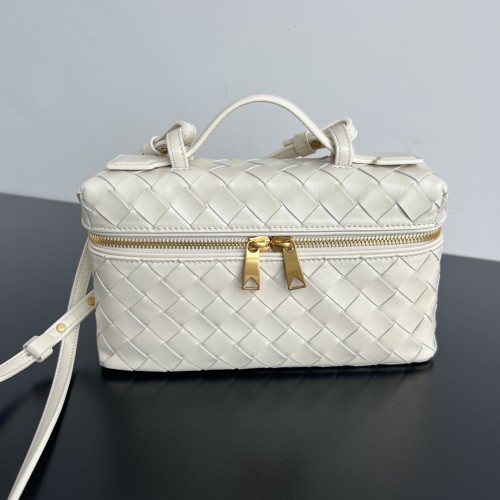 보테가 베니티 케이스