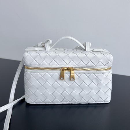 보테가 베니티 케이스