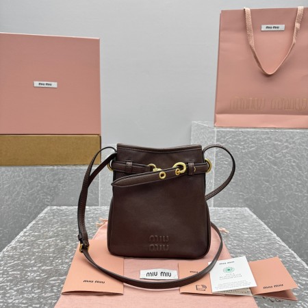 미우미우 미니백