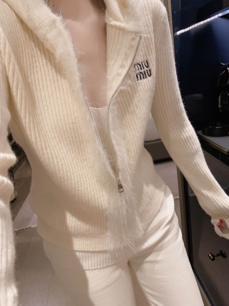 미우미우 니트집업