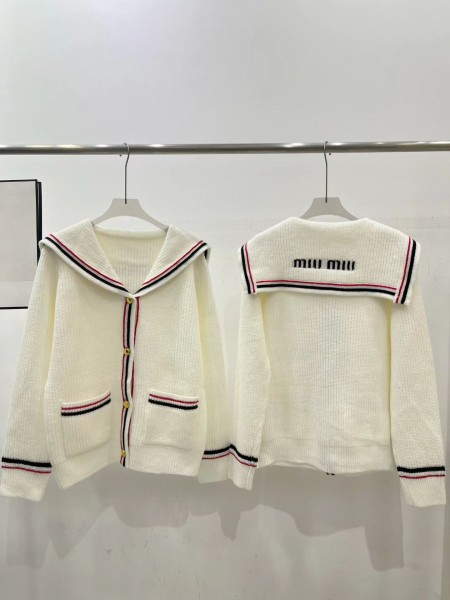 미우미우 가디건