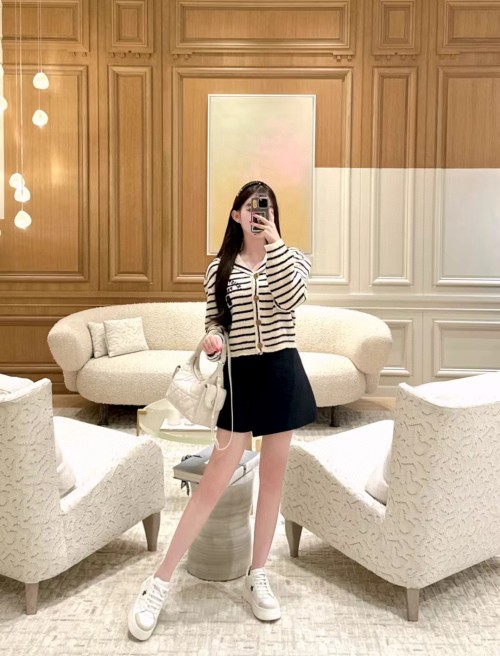 셀린느 니트가디건