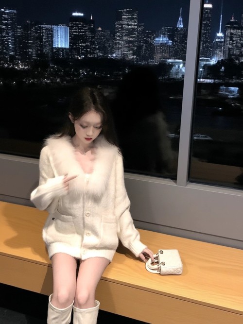 루이비통 퍼가디건