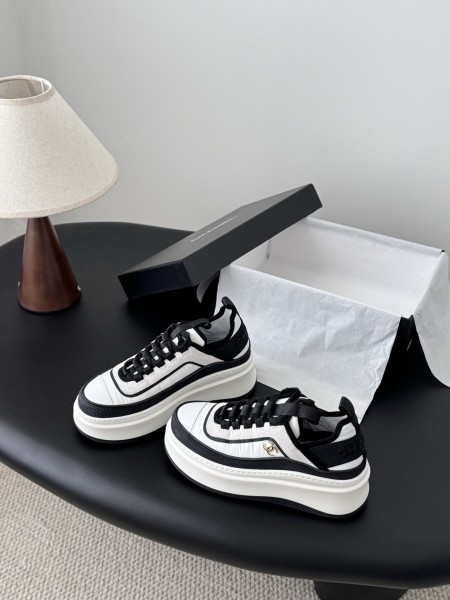 샤*넬 스니커즈