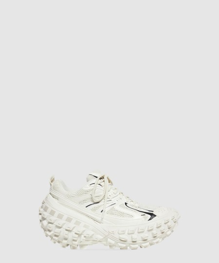 [BALENCIAGA-발렌시아가]디펜더 스니커즈 685611